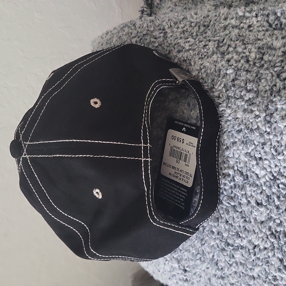 True Religion Hat - NWT - Picture 5 of 5